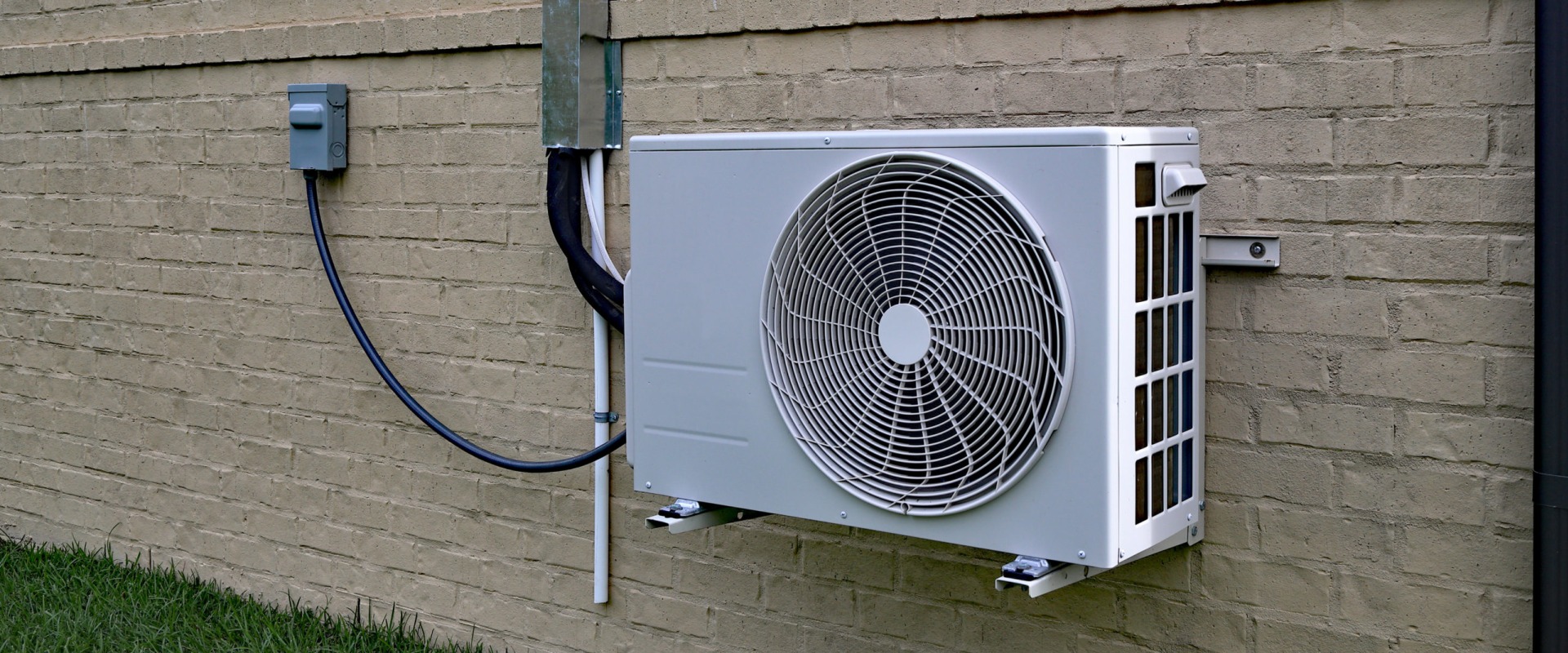 What is ductless air conditioning and how does it work?